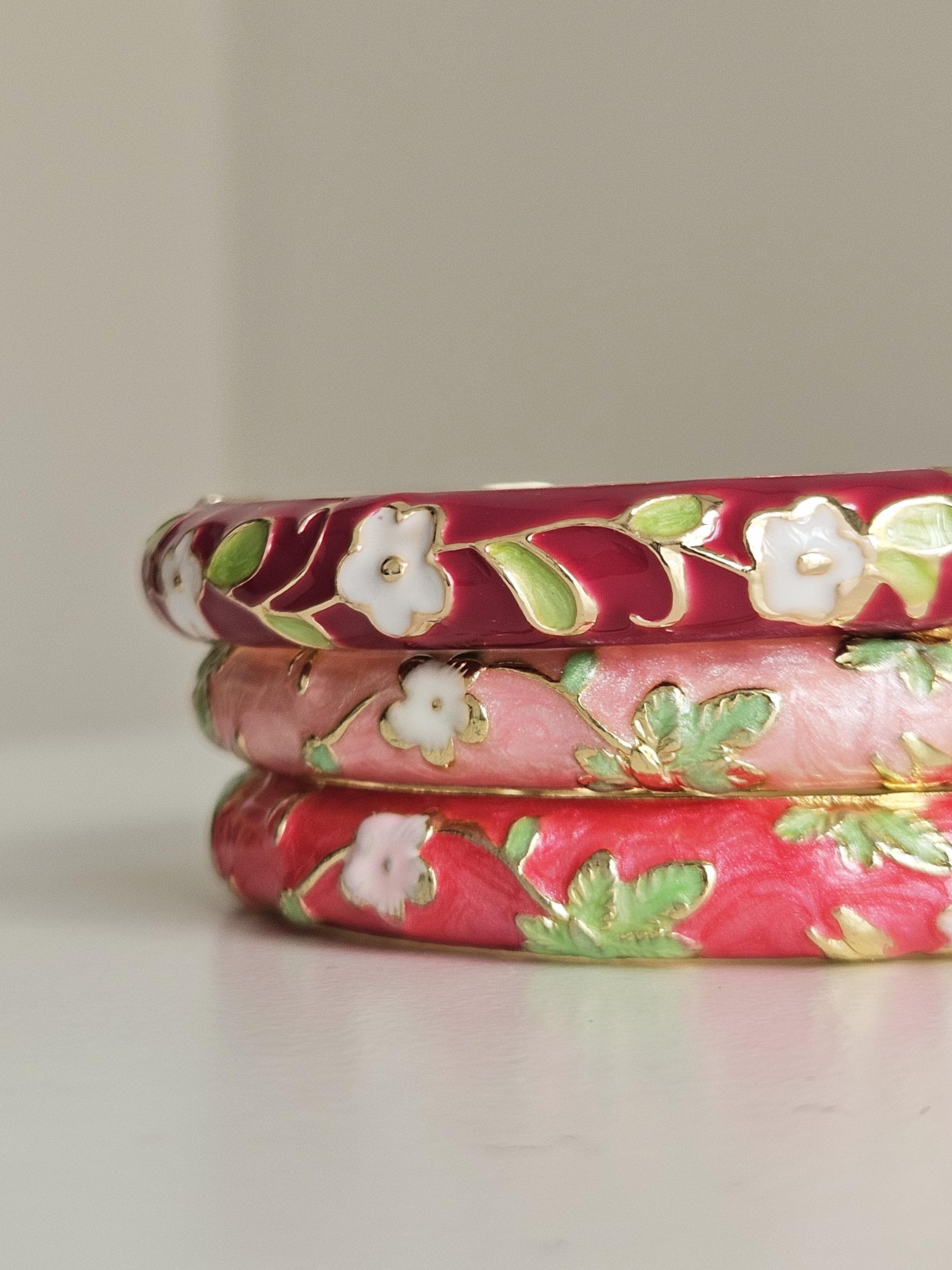 Braccialetto smaltato per donna, bracciale cloisonne, Braccialetto a strisce in smalto arcobaleno da donna, braccialetti con strass, braccialetti cloisonné cinesi vintage, accessori for gioielli di mo