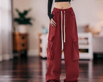 Pantalones holgados de cintura alta para uso urbano: pantalones cargo retro de pierna ancha para mujer, un atuendo elegante.