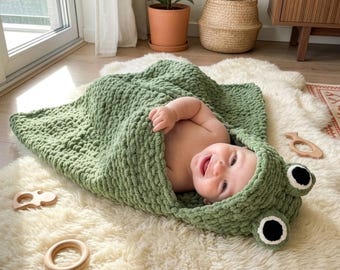 Frog Baby Blanket Hooded,  Newborn Gift, Baby Boy Swaddle Green Nursery Decor Animal Hooded Towel Baby Shower Gift
