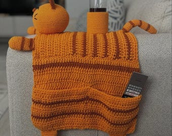 Handmade Crochet Cat Sofa Organizer Armrest Caddy Remote Holder Cup Drink Holder Orange Tabby Couch Butler Housewarming Gift