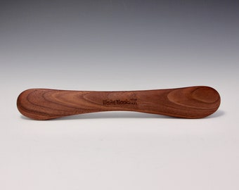 A Wooden Stretching Stick/Rib for Throwing Perfect Curve Mugs/Bowls Designed by Master Potter Hsinchuen Lin 林新春