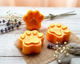 Jabón con huellas de patas de mascotas adoptadas. Recuerdos de boda para perros para los invitados.