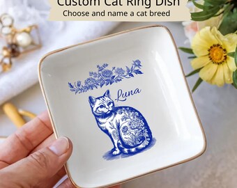 Plato para anillos personalizado con la raza de tu gato, nombre personalizado de tu mascota, bandeja para baratijas, diseño floral toile, regalo para amantes de los gatos, decoración azul y blanca.