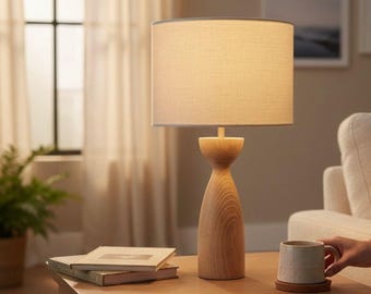 Lámpara de mesa de madera natural hecha a mano con pantalla de lino: iluminación minimalista y esculpida para mesita de noche, decoración escandinava
