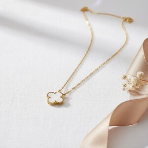 18k clover necklace gold - Etsy 日本