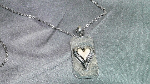 Funky Retro two layer heart design. - image 8