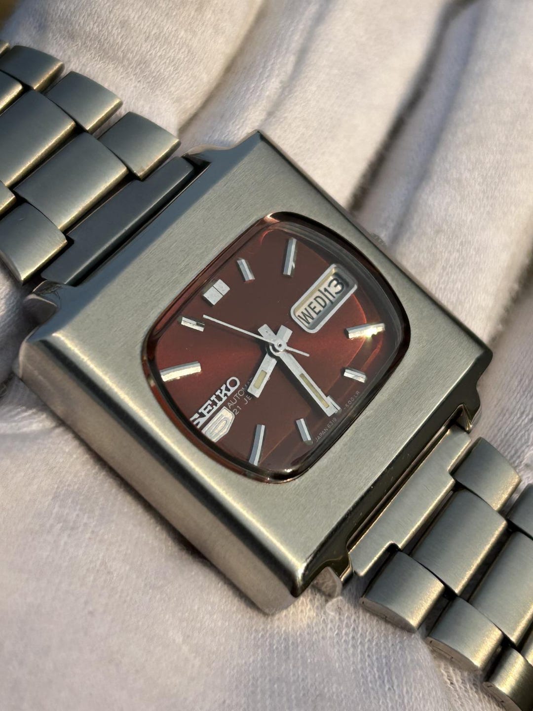 Vintage Seiko 5 Automatic Watches | Red Sunburst Dial | Day Date Japan ...