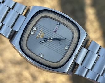 Reloj automático vintage Seiko 5 / Esfera de diamantes grises, acero inoxidable
