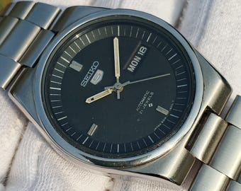 ヴィンテージ セイコー5 自動巻き腕時計：ブラックダイヤル、デイ