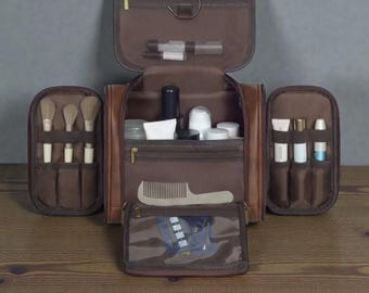 PU Leather Toiletry Bag for Men and Women, Vintage Travel Dopp Kit Waterproof Makeup & Shaving Organizer Carry On Bathroom Bag