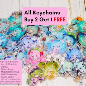 Llavero acrílico y correa para teléfono de Hatsune Miku, paquete de 7 piezas, 33 diseños, kit de bricolaje para llaveros de Miku, llavero chibi de personaje, Sakura Miku, compra 2 y llévate 1 gratis.