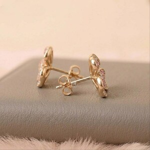 14K Gold Flower Earrings
