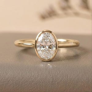 solitaire ring