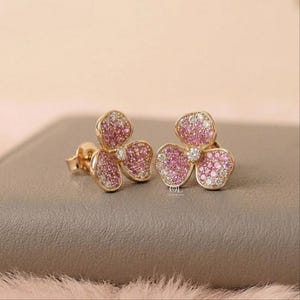Lab Grown Diamond Flower Studs