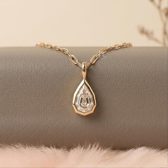 2.00CT Modified Pear Cut Diamond Pendant Necklace, Bezel Set Pear Diamond Necklace, Lab Grown Diamond Pendant, Geometric Gold Necklace