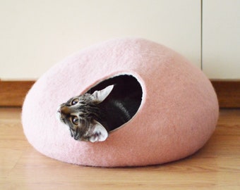 Baby Pink Color Cat Cave / Premium Class Pet Bed / Modern Cat Bed / Best Aesthetic Cat House / Cat Hideaway / Pet Furniture / Cat Nap Cocoon
