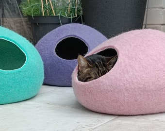 Felted Wool Cat Bed: Pastel Eco-Friendly Pet House