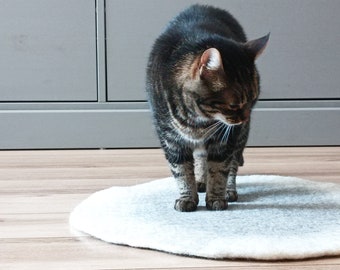 Ombre Wool Pet Mat: Natural Sheep Wool Cat/Dog Bed