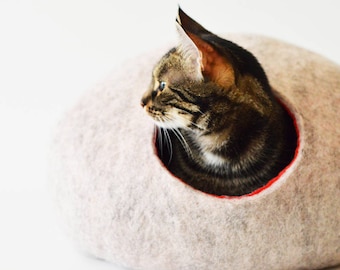 Grotte pour chat en laine feutrée : cachette pour animaux de compagnie en laine mérinos gris clair et rouge
