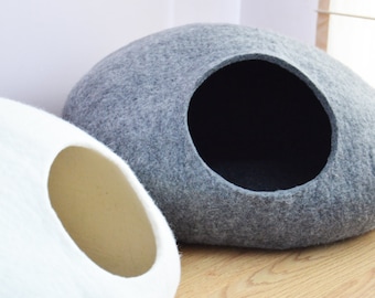 Wool Cat Cave Bed: Custom Color Felted Kitten House