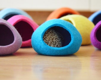 Hedgehog bed / small animal cave / small pet bed / felted pet house / small pet furniture / ferret cocoon / nap pouch / hamster house.