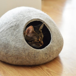 Custom Color Cat Cave / Premium Class Pet Bed / Modern Cat Bed / Best Aesthetic Cat House / Cat Hideaway / Pet Furniture / Cat Nap Cocoon image 4