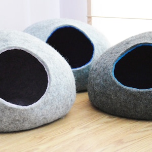 Two-Tone Wool Cat Cave Bed: Organic Felted Pet Cocoon