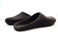 Eco friendly natural brown black color felted backless men's slippers product logo