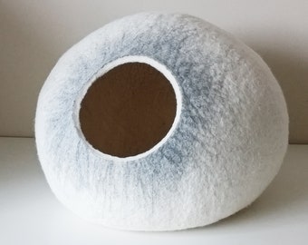 Ombre Merino Wool Cat Bed Cave: Modern Pet House