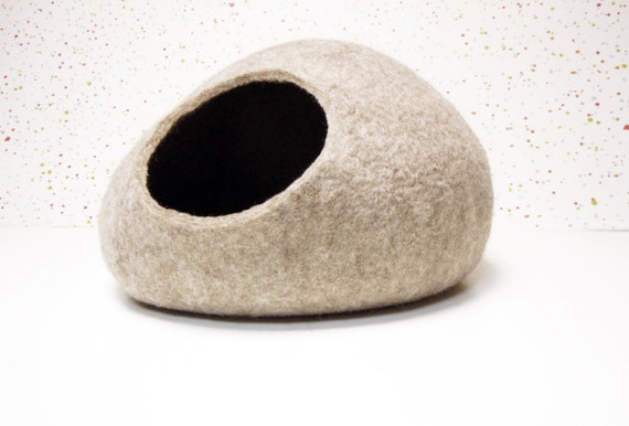 Natural Wool Cat Cave Bed: Modern Pet House