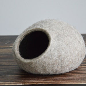 Hedgehog bed / small animal cave / small pet bed / felted pet house / ferret cocoon / nap pouch image 8