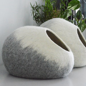 BUBBLE Shape Cat House / Ombre Color Pet Bed / Modern Pet Bed / Premium Class Cat Bed / Cat Cave / Pet Furniture / Cat Nap Cocoon