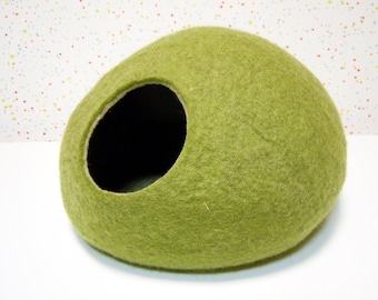Olive Green Wool Cat Cave Bed: Organic Pet Cocoon