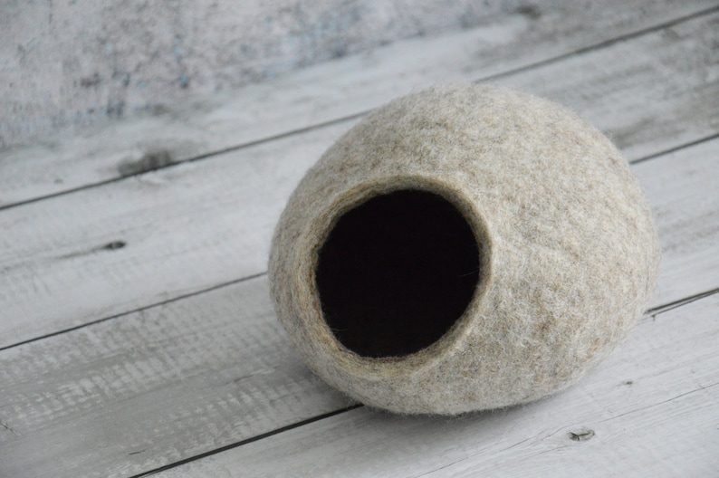 Hedgehog bed / small animal cave / small pet bed / felted pet house / ferret cocoon / nap pouch image 7