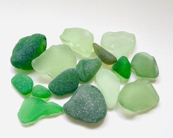 15 mixed green sea glass - lovely beach find pieces from Whitby, UK