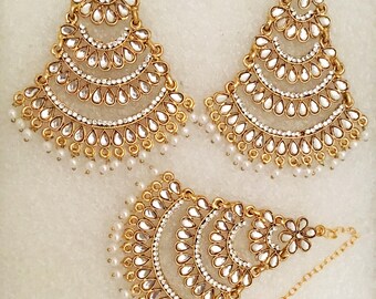Kundan Tikka Earring Set: Bollywood Indian Jewelry with Pearls mirrors ethnic wedding party set