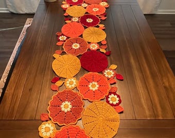Autumn Flower Crochet Table Runner Pattern, Fall Floral Decor (PDF)