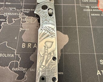 Poker themed  engraved Kershaw iridium pocket knife