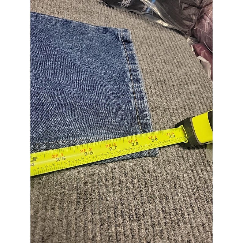 Mens 44x30 Wrangler Blue Jeans Relaxed Fit image 6