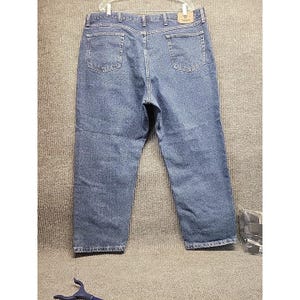 Mens 44x30 Wrangler Blue Jeans Relaxed Fit image 2