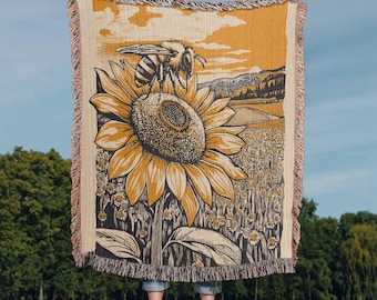 Sunflower and Bee Woven Blanket - Vintage Graphic Cotton Tapestry