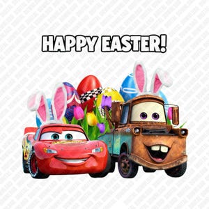 Pode incluir: Ilustração digital com o texto "HAPPY EASTER!". Apresenta um carro de corrida vermelho e um caminhão de reboque marrom, ambos com rostos animados. Ovos de Páscoa e orelhas de coelho também estão presentes, juntamente com tulipas coloridas.
