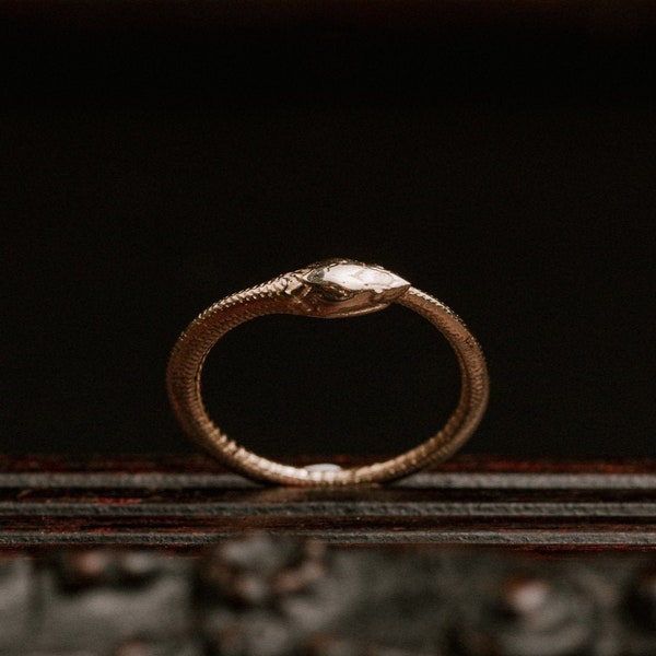 14k Solid Gold Ouroboros Snake Ring-Dainty Gold Snake Ring-Delicate Ouroboros Jewellery-Unisex Snake Rings-Stackable Rings-Gold Stack Rings