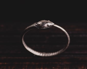 Ouroboros Snake Ring-Dainty Sterling Silver Snake Ring-Delicate Ouroboros Jewellery-Unisex Snake Rings-Stackable Rings