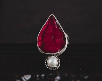 Rough Ruby Ring-Sterling Silver Ruby Pearl Ring-Dark Red Teardrop Ruby Ring-July Birthstone Jewellery-Statement Rings-Witchy Jewellery