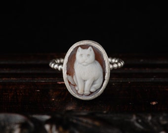 Cat Cameo Ring-Sterling Silver Shell Cameo Ring-Cat Ring-Cameo Jewellery-Cat Jewelry-Victorian Inspired