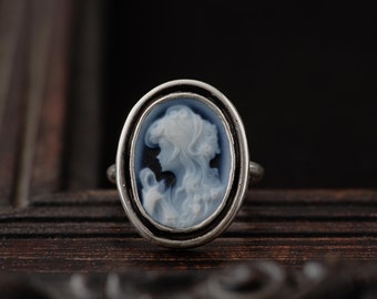 Lady Cameo Ring-Sterling Silver Agate Cameo Ring-Lady Figure Ring-Cameo Jewellery-Victorian Inspired Rings-Cameo Rings-Cameo Jewellery