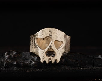 14K Solid Gold Skull Ring-Wide Skull Band Ring-Rustic Gold Skull Ring-Gothic Jewellery-Unisex Gold Skull Ring-Skull Hearts Ring-Love Rings