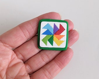 Rainbow quilt block magnet, yankee puzzle quilt block