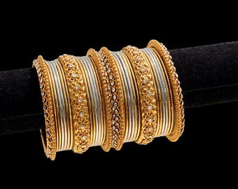 Gold Braut Armreif Set | Indische Hochzeit Chura Armreifen | Kundan Stein Kada | Punjabi Brautschmuck | Traditionelles Armreifen Set | Metall Armreifen
